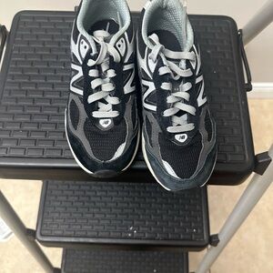 New Balance Kids' Sneakers in Black and White